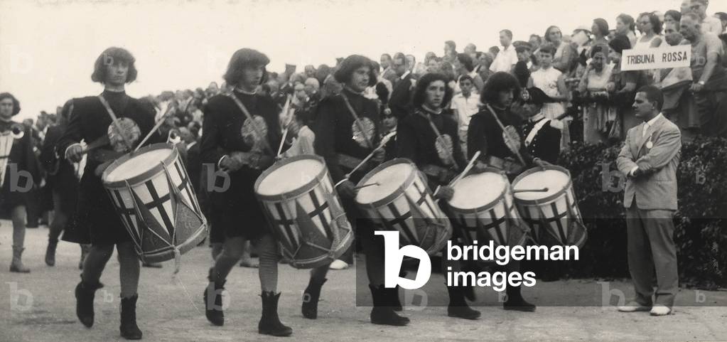 Parade with historical costumes on the occasion of the 