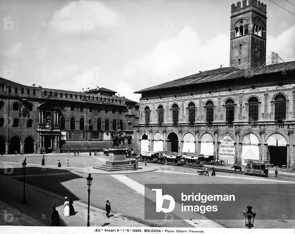 Piazza Vittorio Emanuele in Bologna