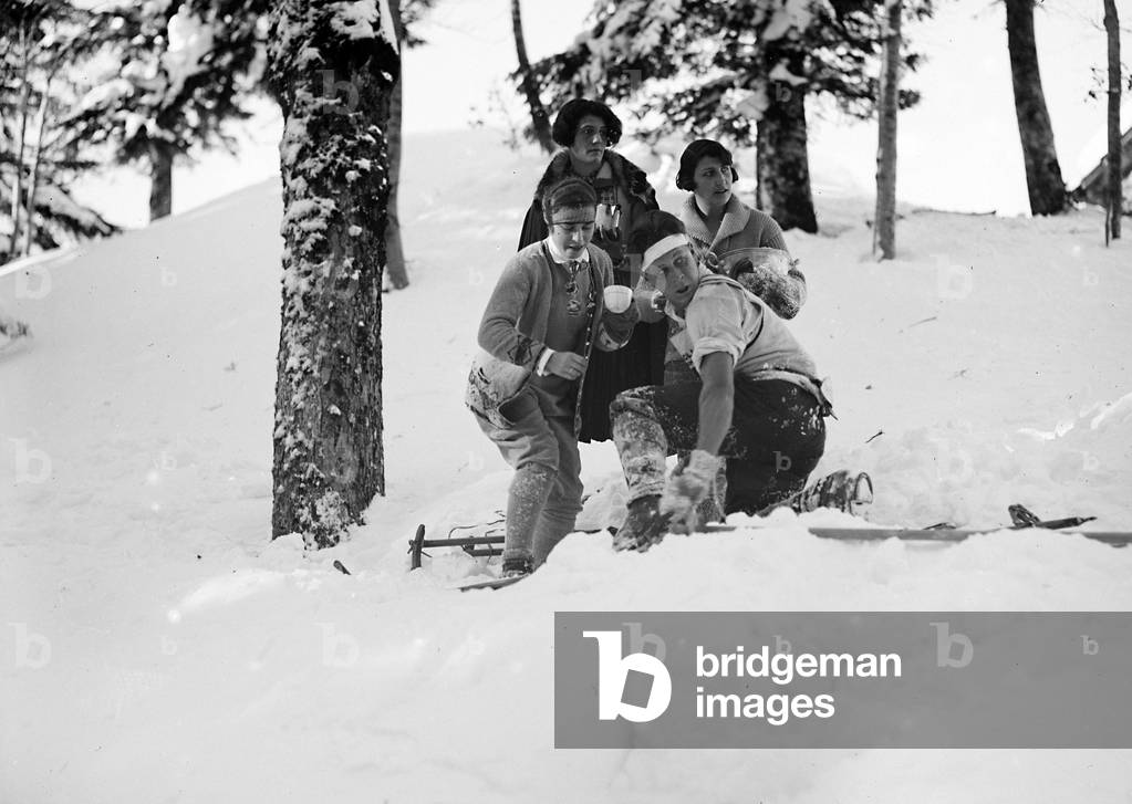 Group portrait in the snow, Abetone