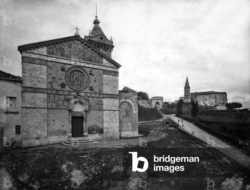 Façade of the Church of S. Costanza in Perugia.