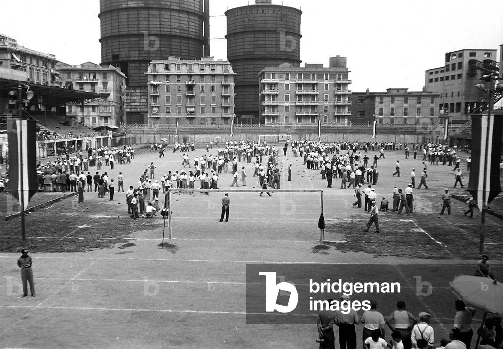 Fifth Centennial of the birth of Christopher Columbus - Colombiadi Sportive in Genoa: the bocce games seen from the bleachers of the stadium during the Fourth International Bocce Tournament of San Pietro