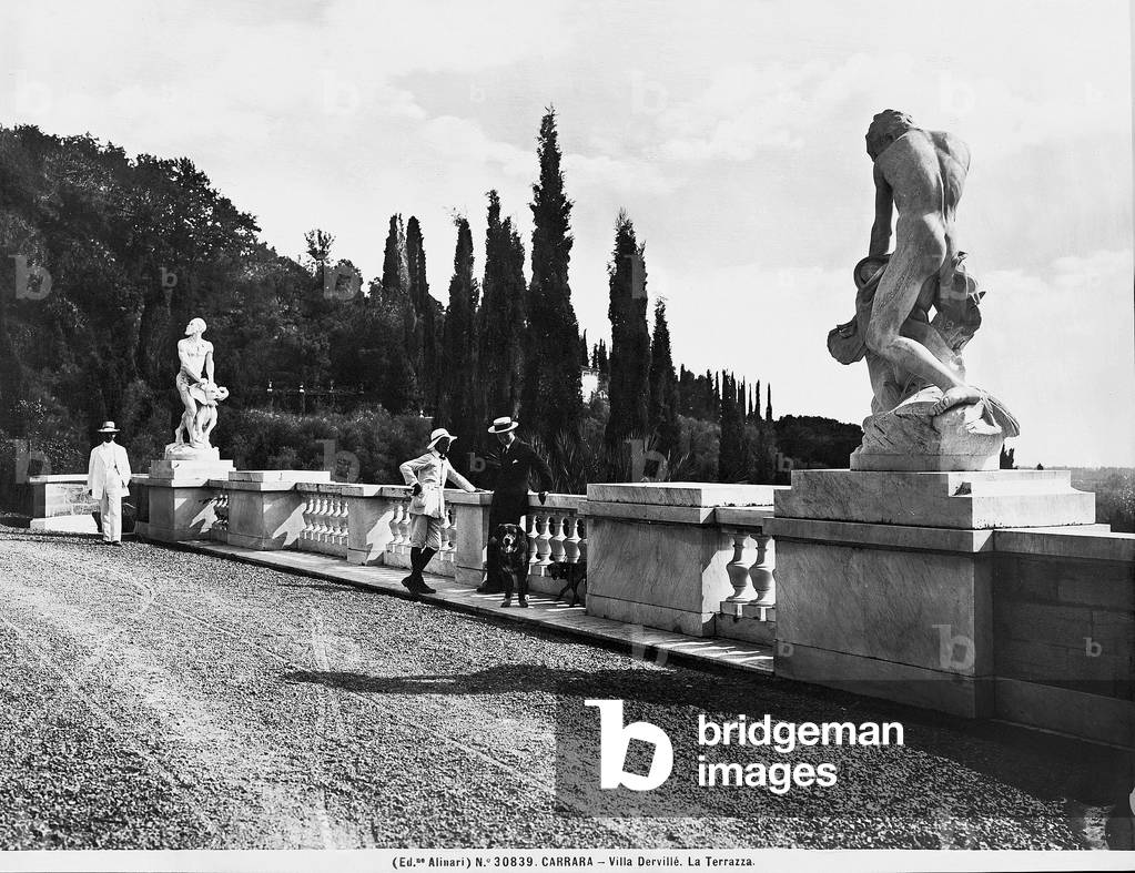 Carrara. Villa Dervillé. The terrace