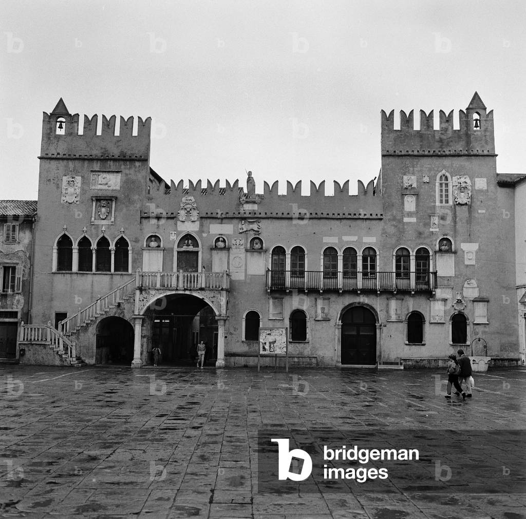 Praetorian Palace Tito Square (formerly Piazza del Duomo) in Koper (b/w photo)