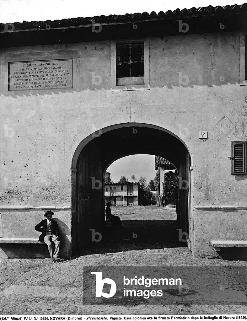 View with people of a farmhouse, near Vignale in Novara, where the armistice was signed in 1849 after the battle of Novara.