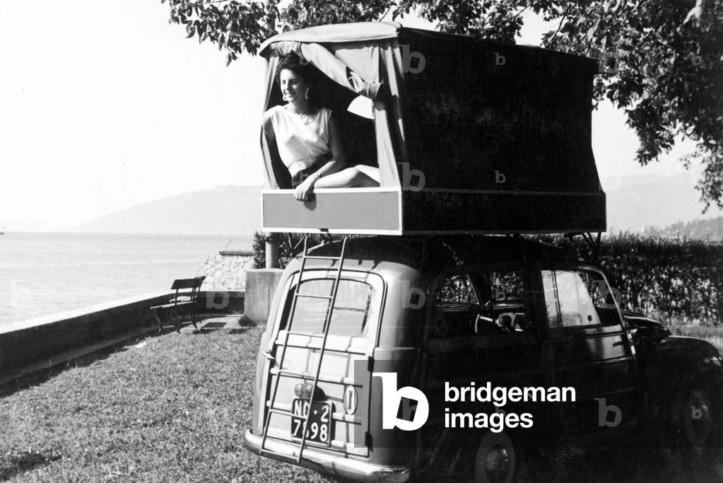 tourism, camping, tent of car Fiat 500 wagon, 1956