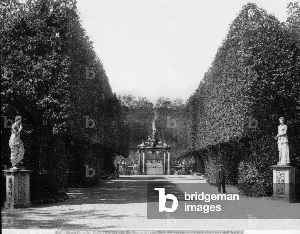 The entrance of the Isolotto, Boboli Gardens, Florence