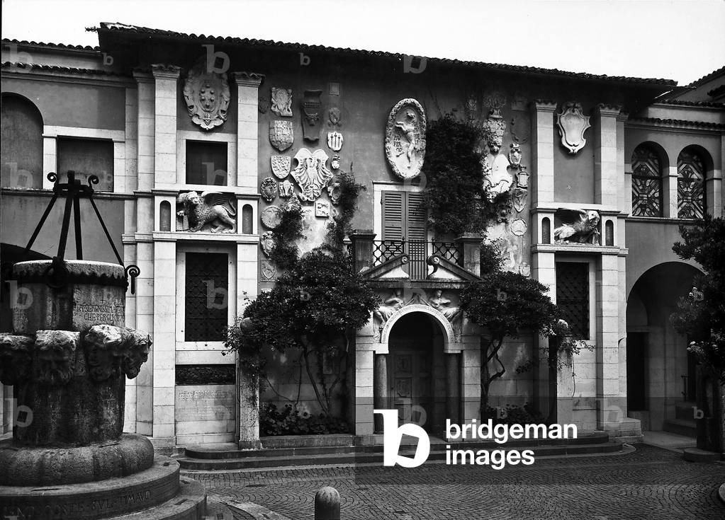 Vittoriale degli Italiani, architectonic work by Giancarlo Moroni and situated in Gardone Riviera, in the province of Brescia