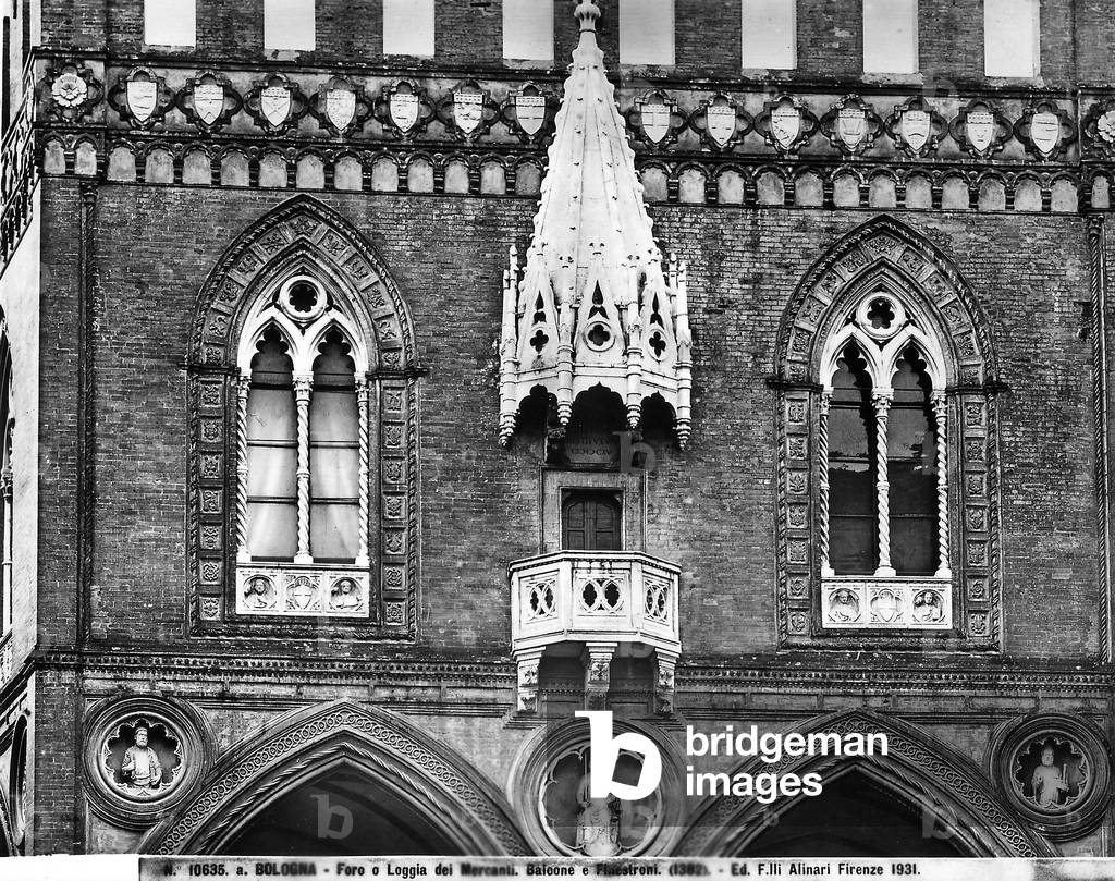 Detail of the façade of Palazzo della Mercanzia also called Foro dei Mercanti, Bologna.