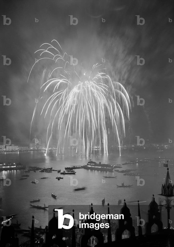 Fireworks during the Night Festival degli Schiavoni, Venice