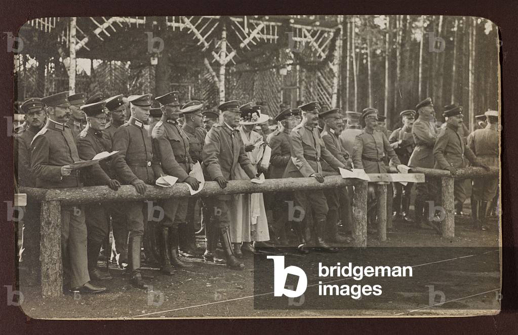 First World War: the 'Ukraine in the years 1914-1916 during the invasion of the German army. Group of soldiers (b/w photo)