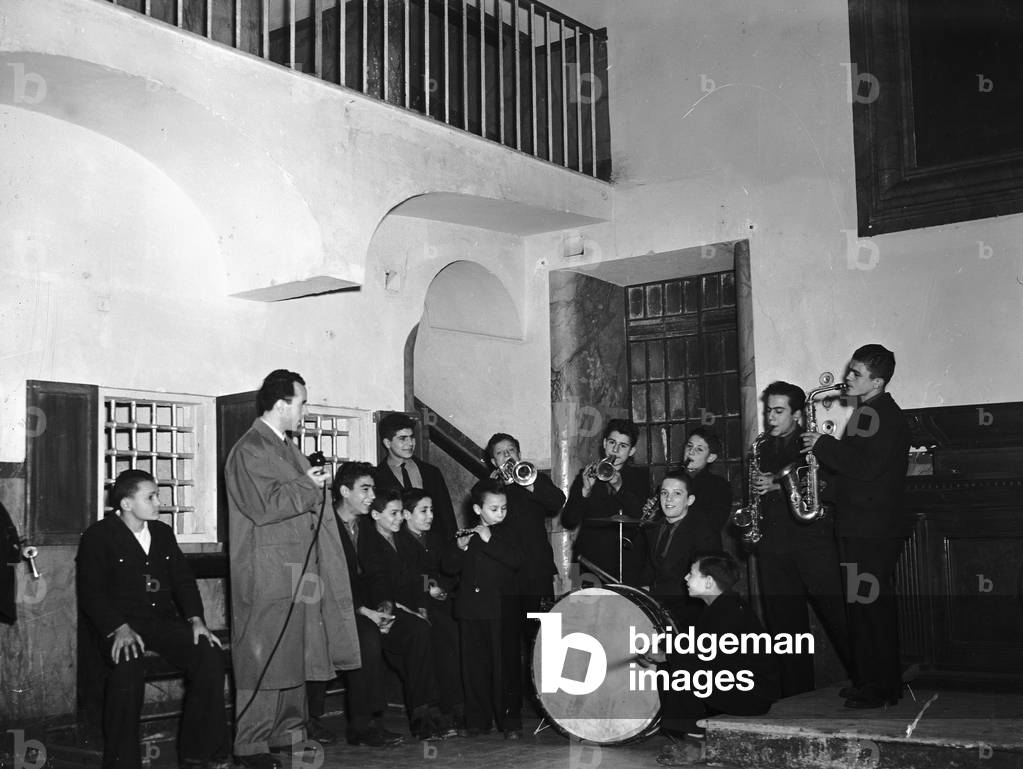 Juvenile prisoners in Rome, 1949 (b/w photo)
