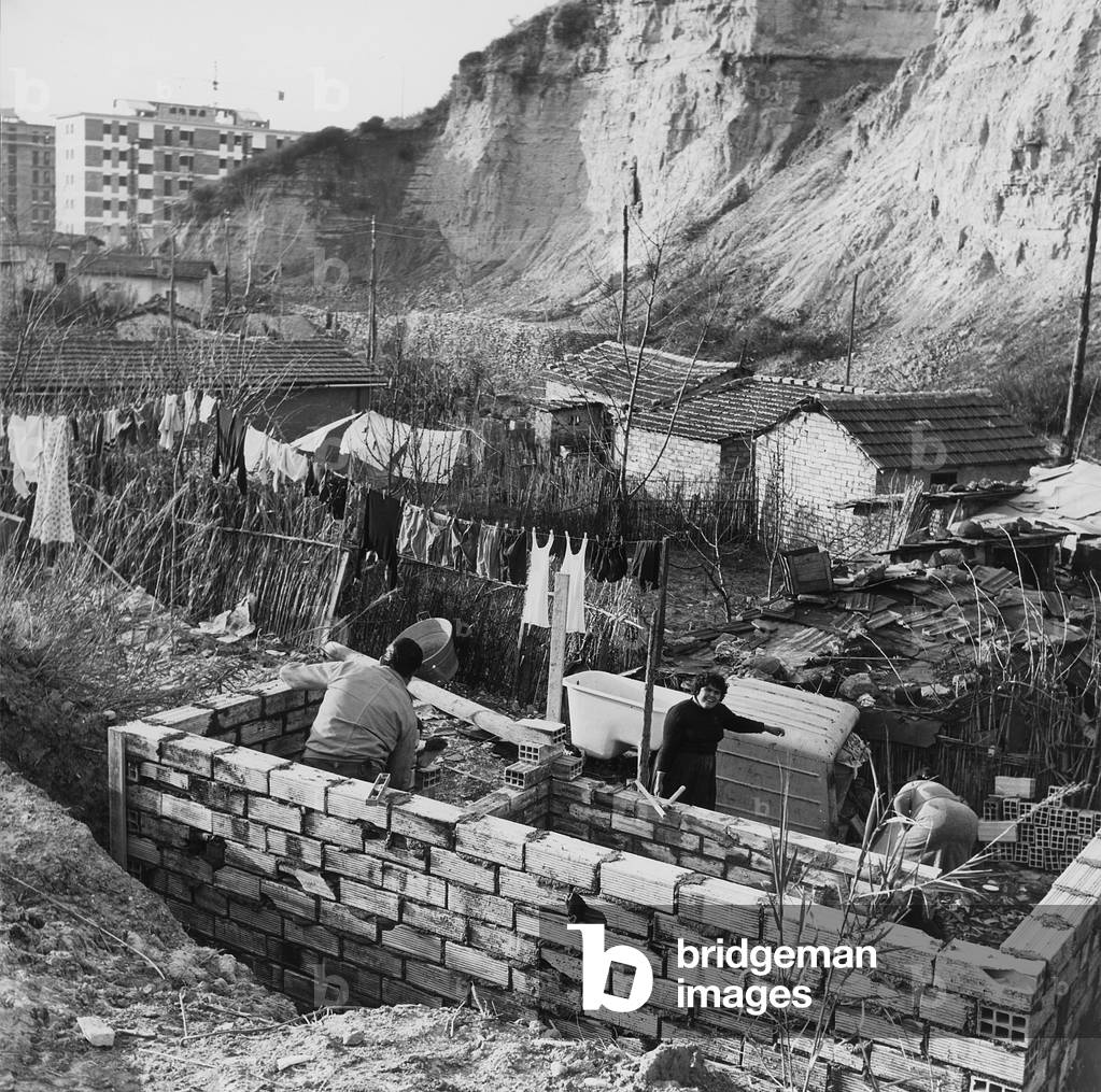 Shacks Valle Aurelia (b/w photo)