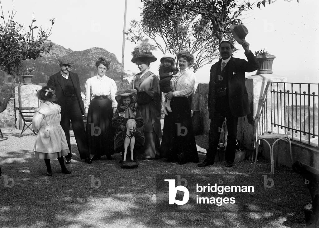 Group portrait on the patio in Taormina