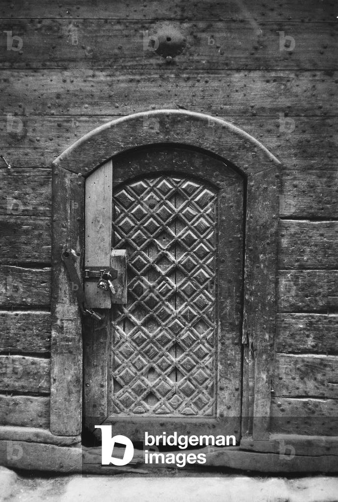 Wooden window of a building in Aleppo