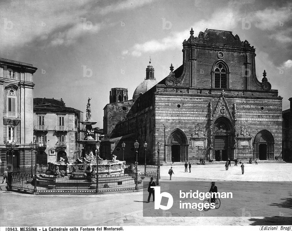 The Cathedral of Messina with Neptune's fountain by Montorsoli.