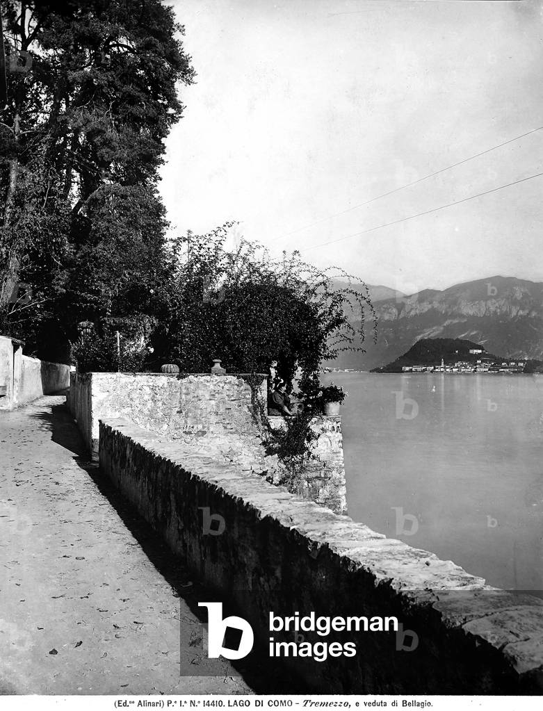 Panoramic view of Lake Como