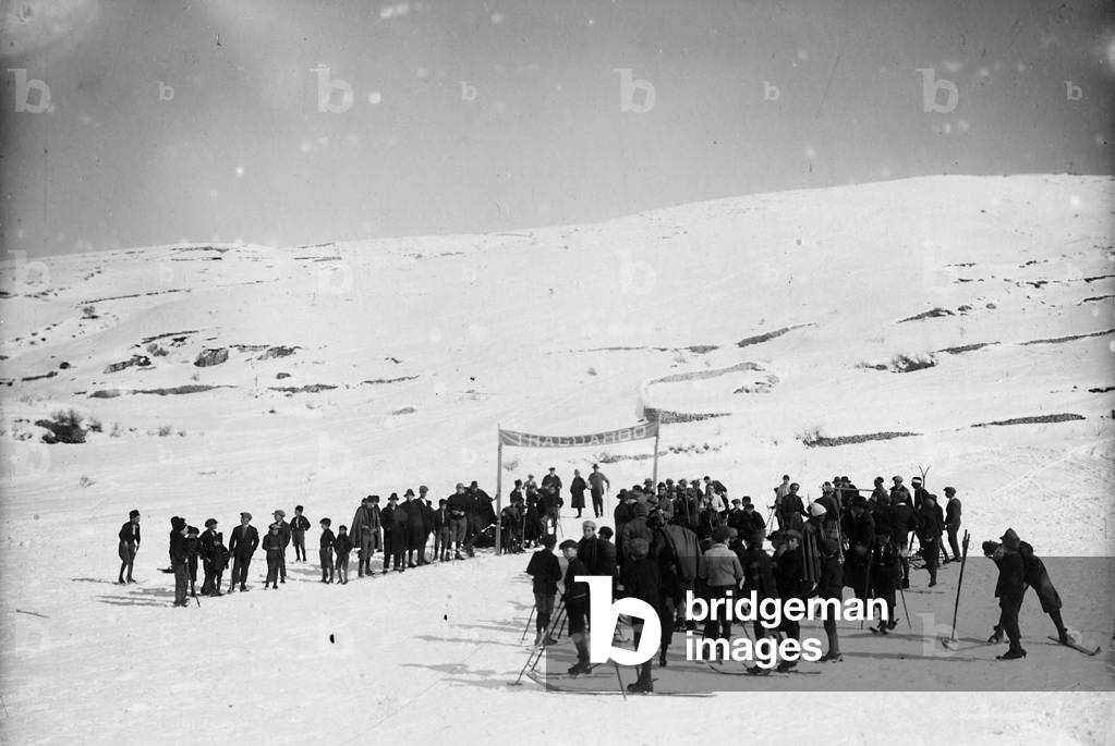 XI skiers class in the Area of Rocca di Mezzo
