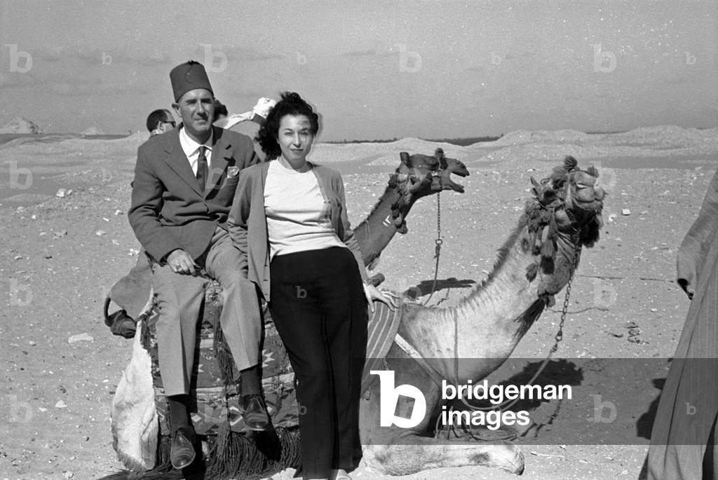 Tourists on camels, Gizah