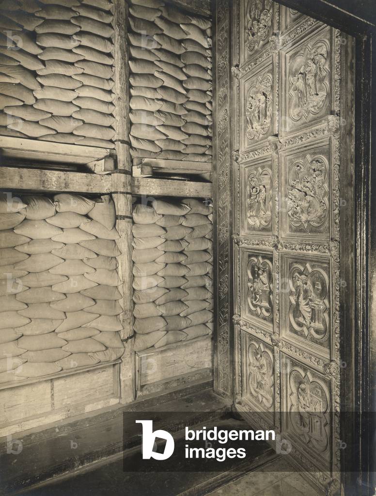 Protecting the Nord Gates of the Baptistery during the First World War, Florence (b/w photo)