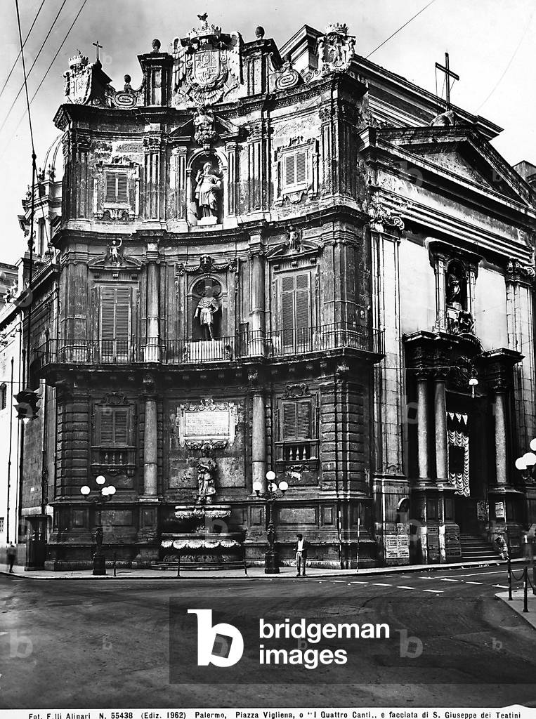 Piazza Vigliena, also known as Quattro Cantoni (four corners), in Palermo