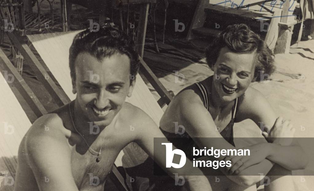 Portrait of couple in Forte dei Marmi, Versilia