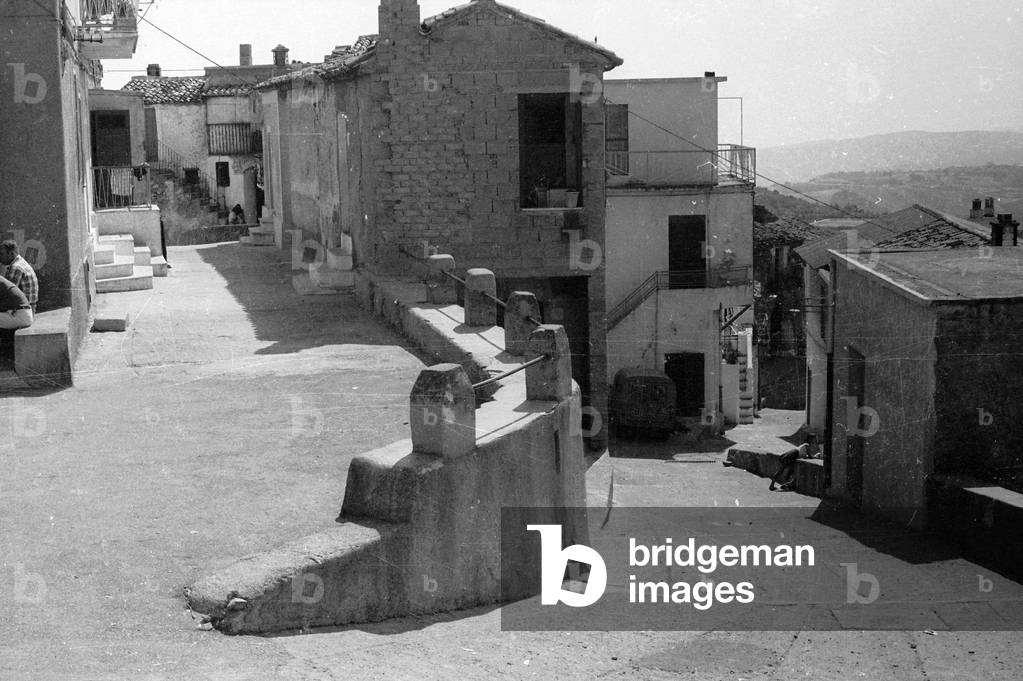One day in Carfizzi: view of the old town