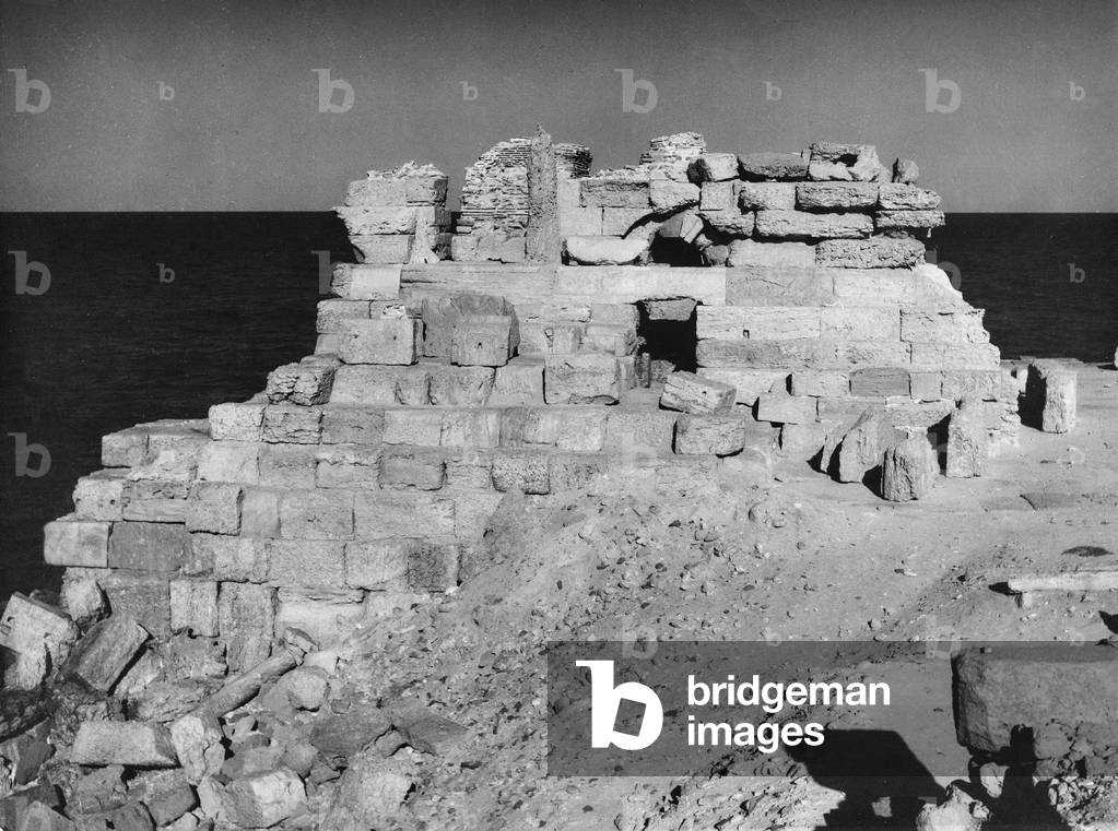 Ruins of a guard tower or lighthouse, Leptis Magna