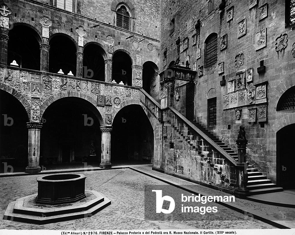 Courtyard of the Palazzo del Capitano del Popolo, present-day Museo del Bargello, Florence