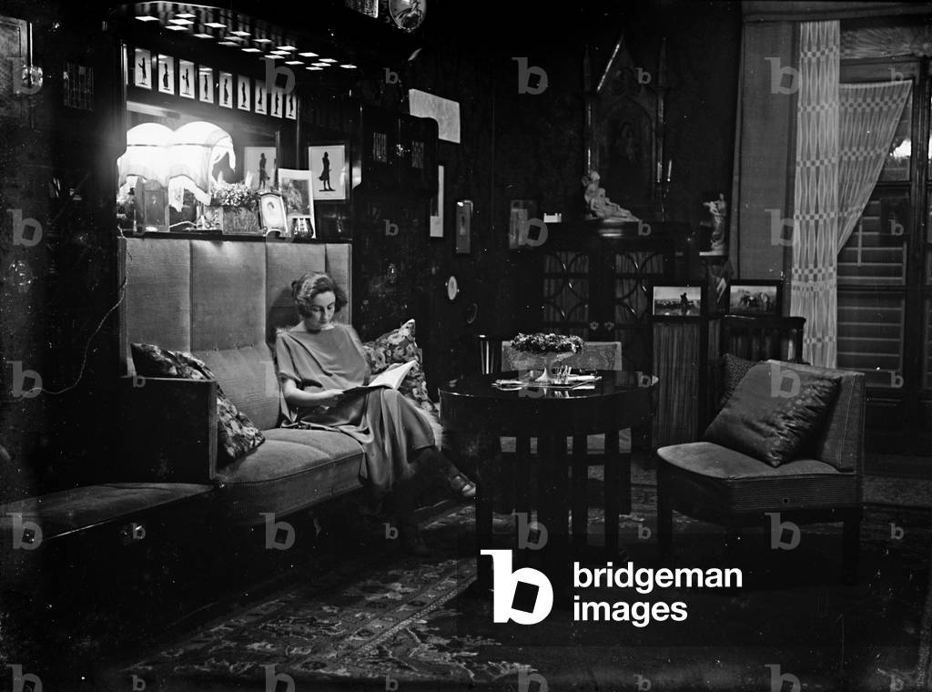 Female Portrait, Romena