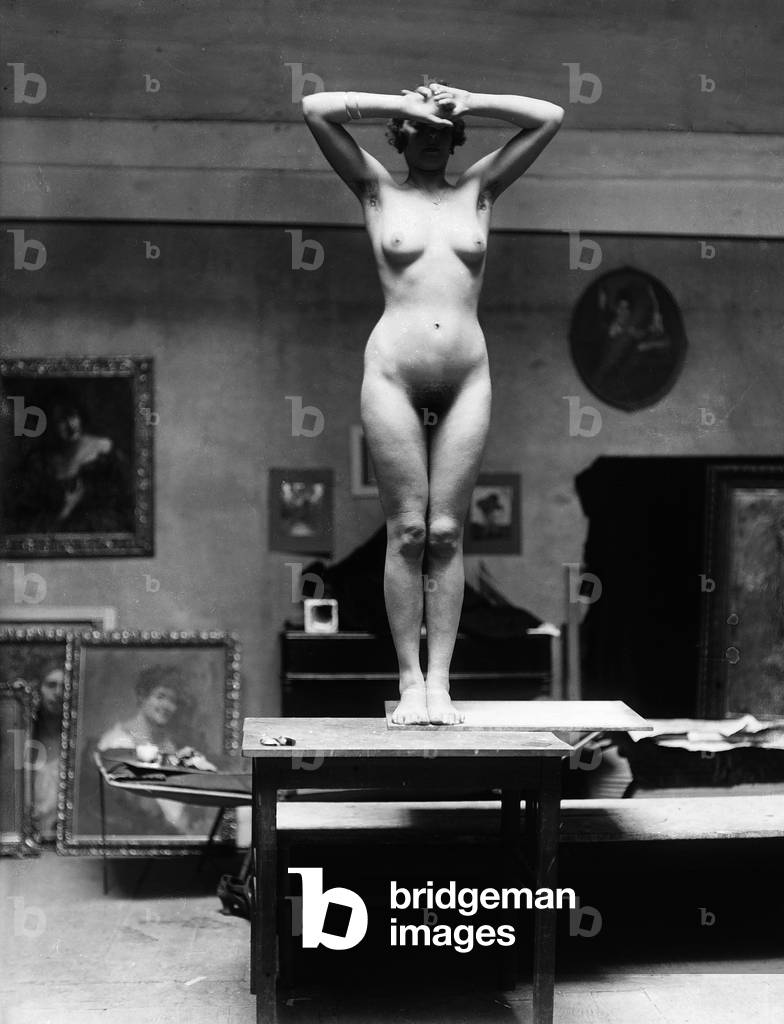 Study of a nude (photo)