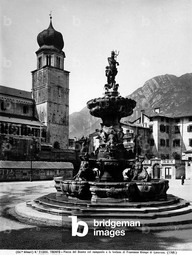 View of Piazza Duomo in Trento with the fountain of Neptune, by Francesco Antonio Giongo.