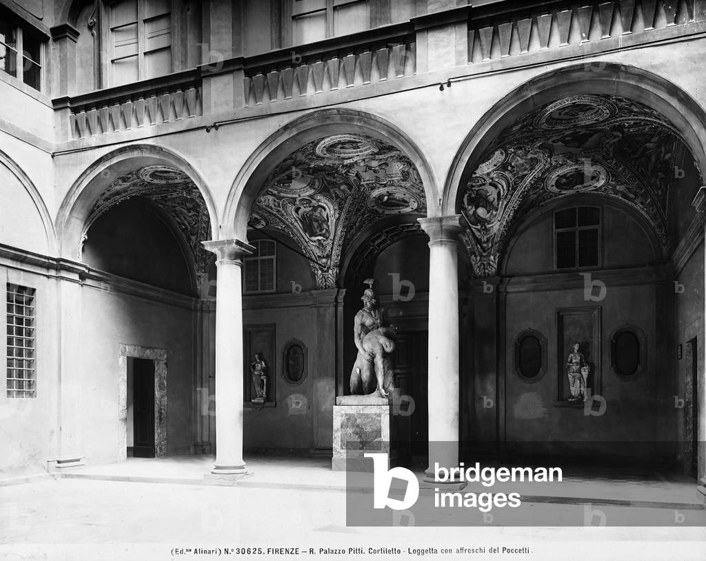The small courtyard of the Palazzo Pitti with the portico frescoed by Bernardino Poccetti, in Florence