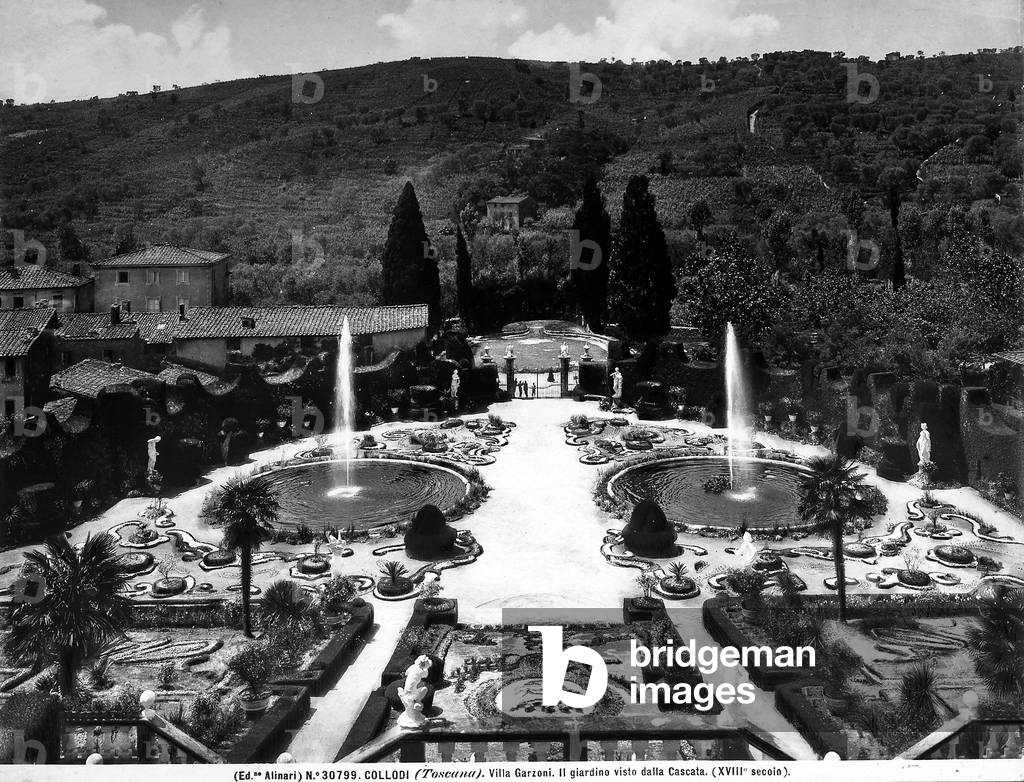 Garden of Villa Garzoni, from the staircase. The garden is in the town of Collodi.