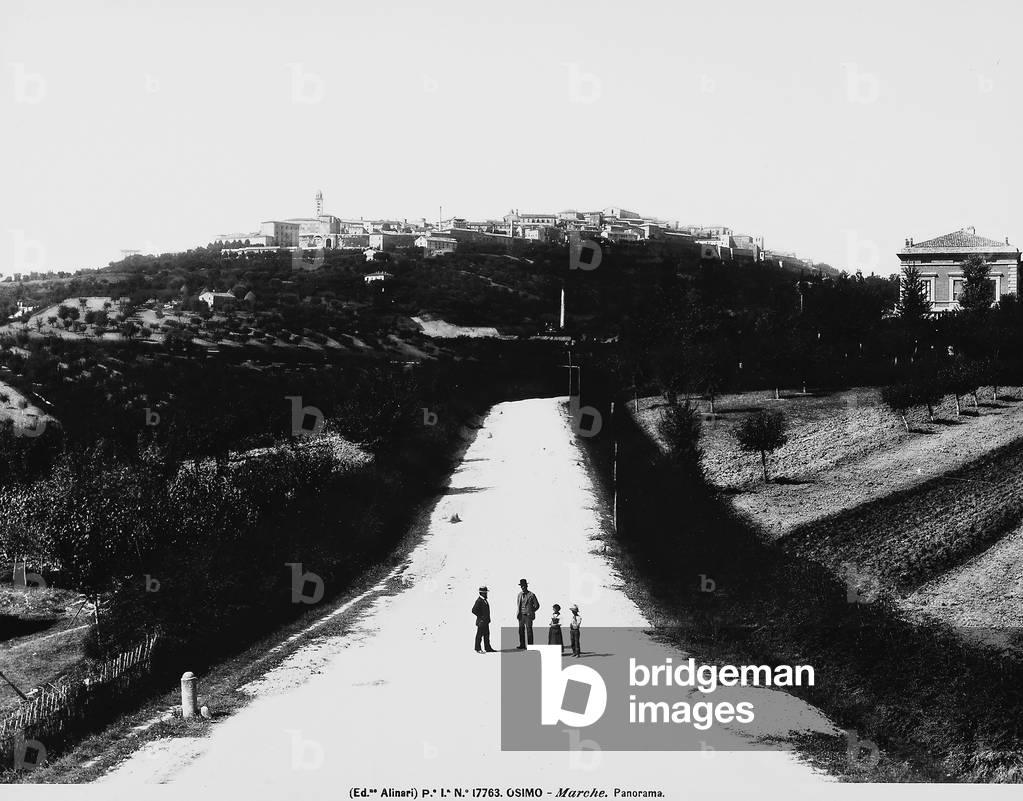 Panoramic view of the road to Osimo