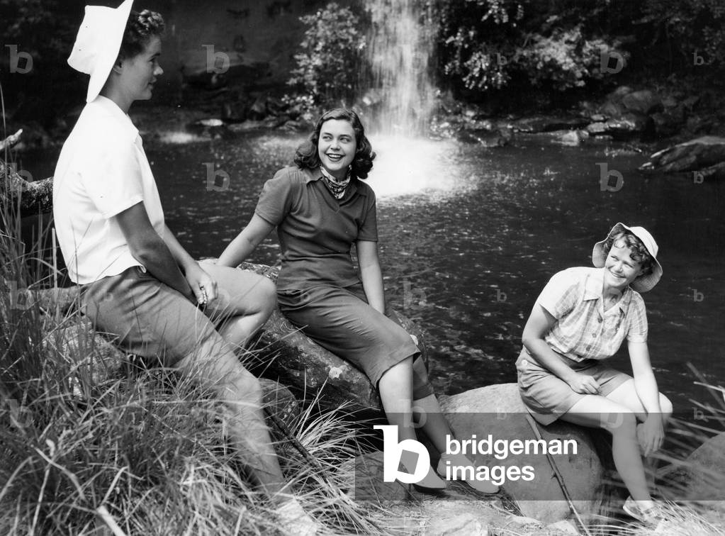 tourism, girls at a hotel of South Africa Youth at the drakensberg, 1954