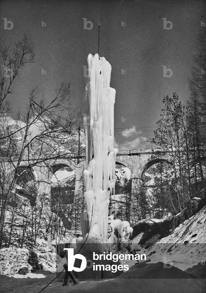 Frozen fountain, Cortina d'Ampezzo, Belluno