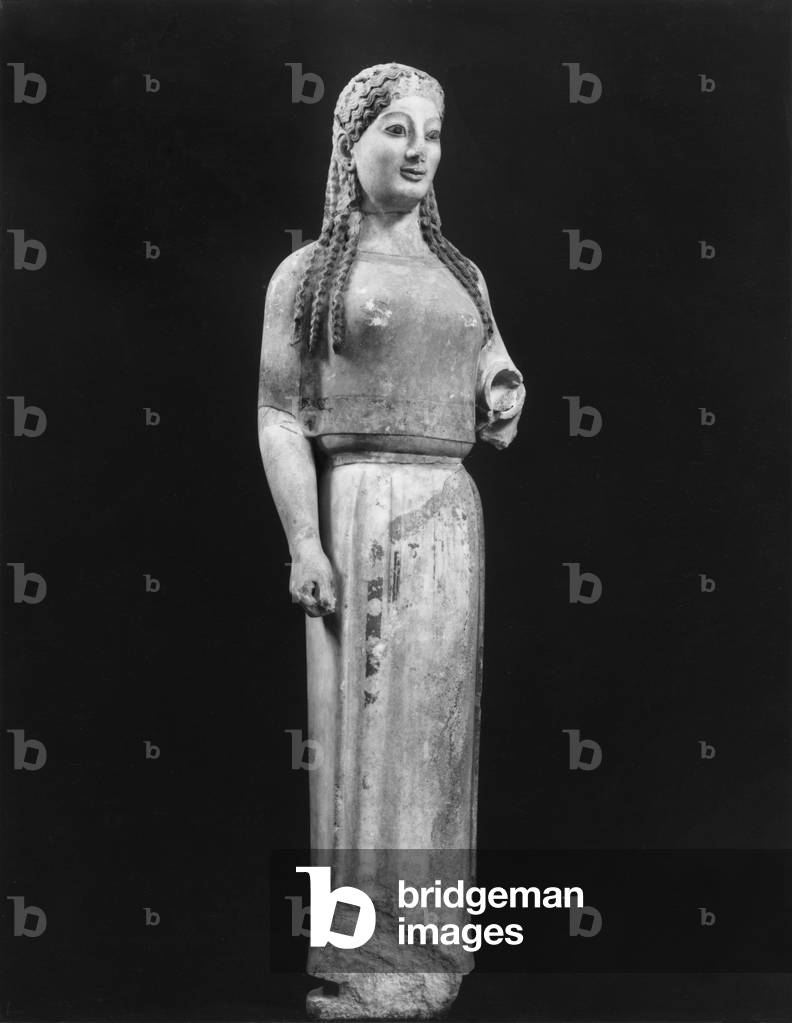 Kore known as 'Kore' wearing a peplos, c.540 BC (see also 148401, 345948, 345951) (marble)