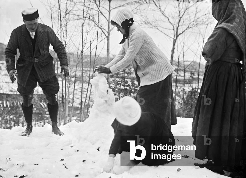 Group on the snow
