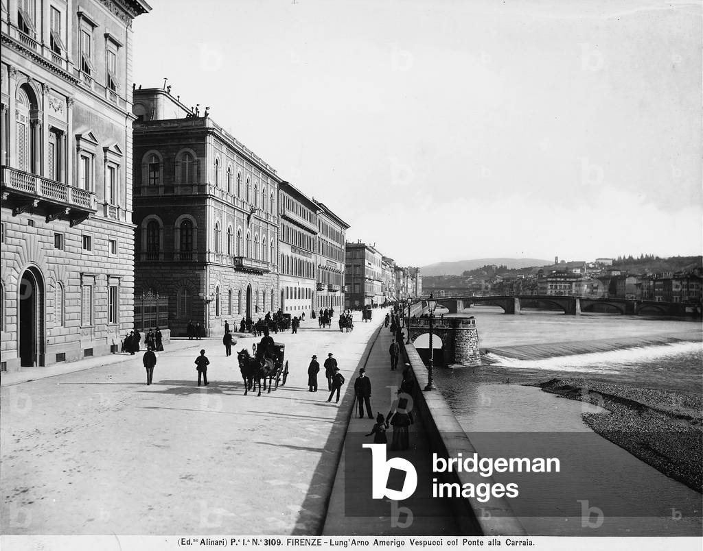 The Lungarno Amerigo Vespucci and the Ponte alla Carraia of Florence