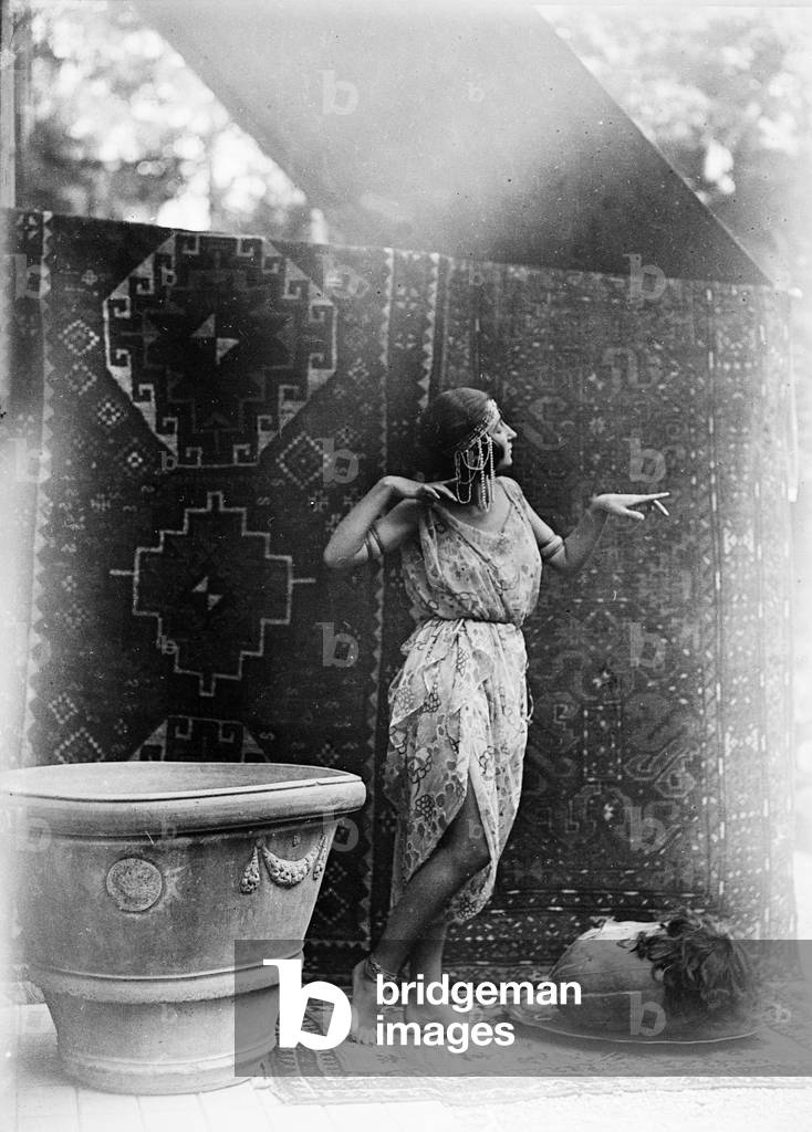 Model posing with clothes Salome