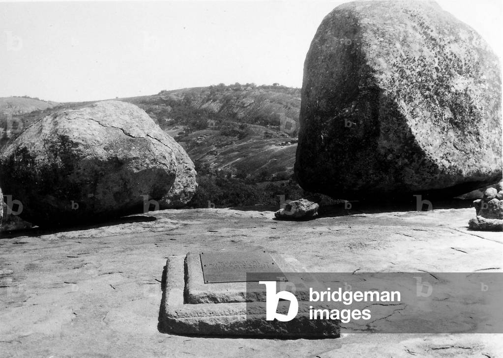 Tomb of the politician and diamond merchant Cecil Rhodes between the rocks of the Matopo Mountains in Bulawayo, Rhodesia, the current Zimbabwe
