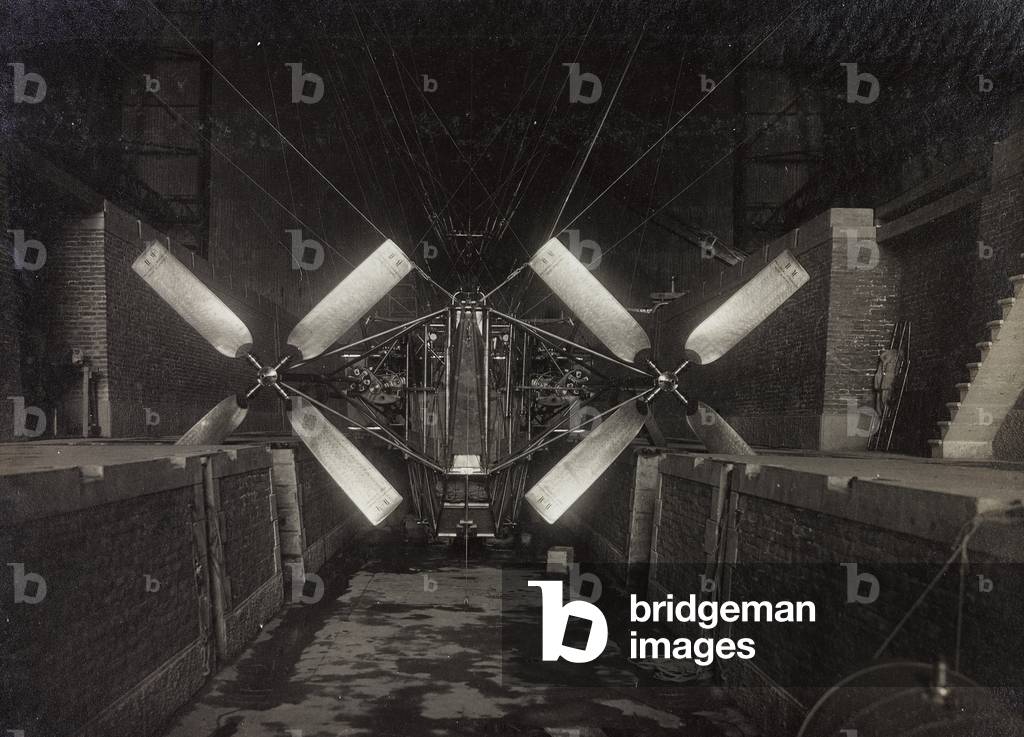 First World War: propellers of an Italian Army airship (b/w photo)
