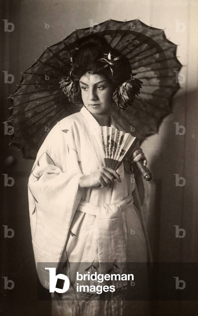 Young woman in oriental dress