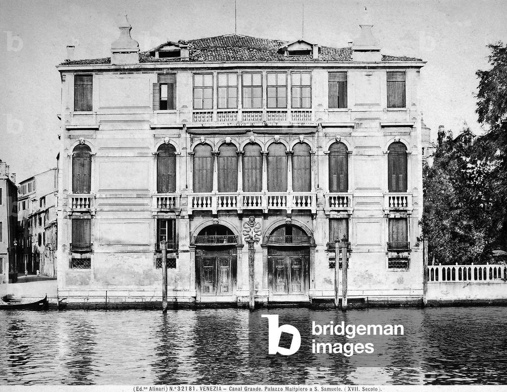 Seventeenth century façade of Palazzo Malipiero in San Samuele, Venice.