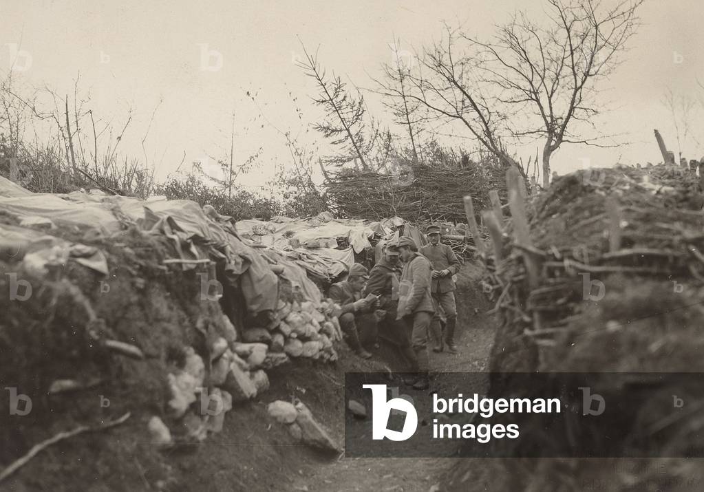 World War I : Trenches of the first line in the area of Tolmin (b/w photo)