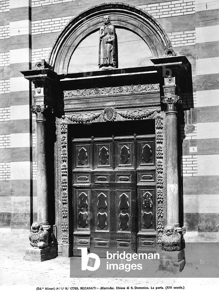 Doorway in marble of the church of S.Domenico in Recanati, by Lombard artists, on a design attributed to Giuliano da Maiano