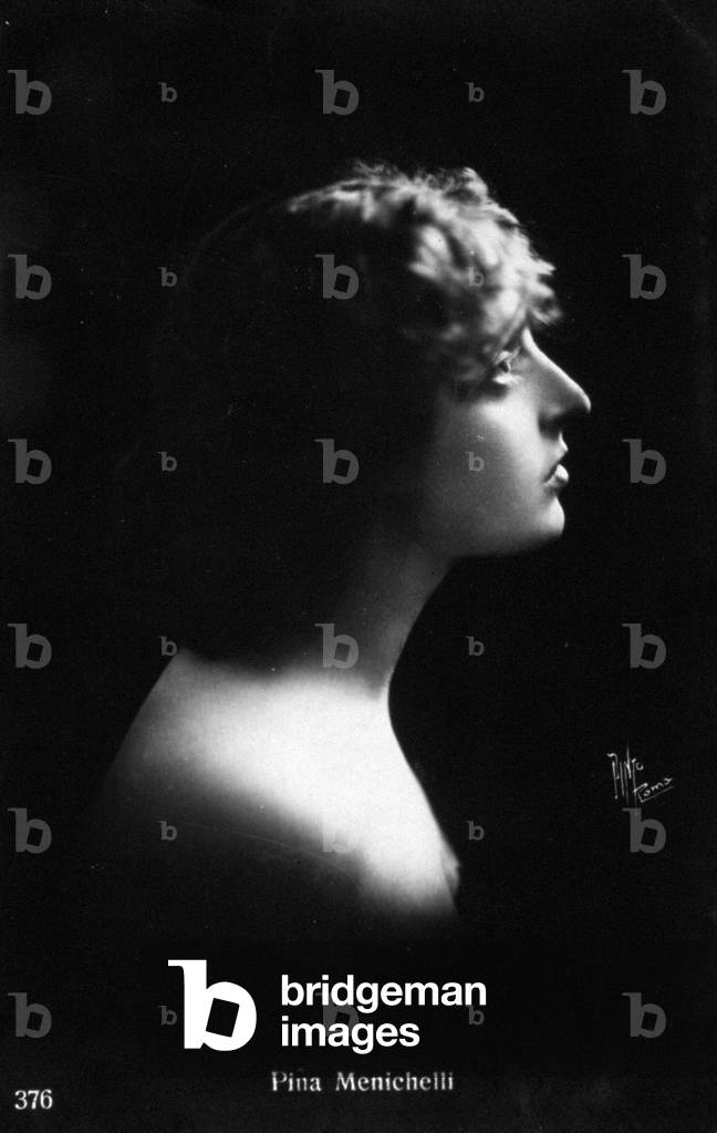 Pina Menichelli, c.1910-20 (b/w photo)