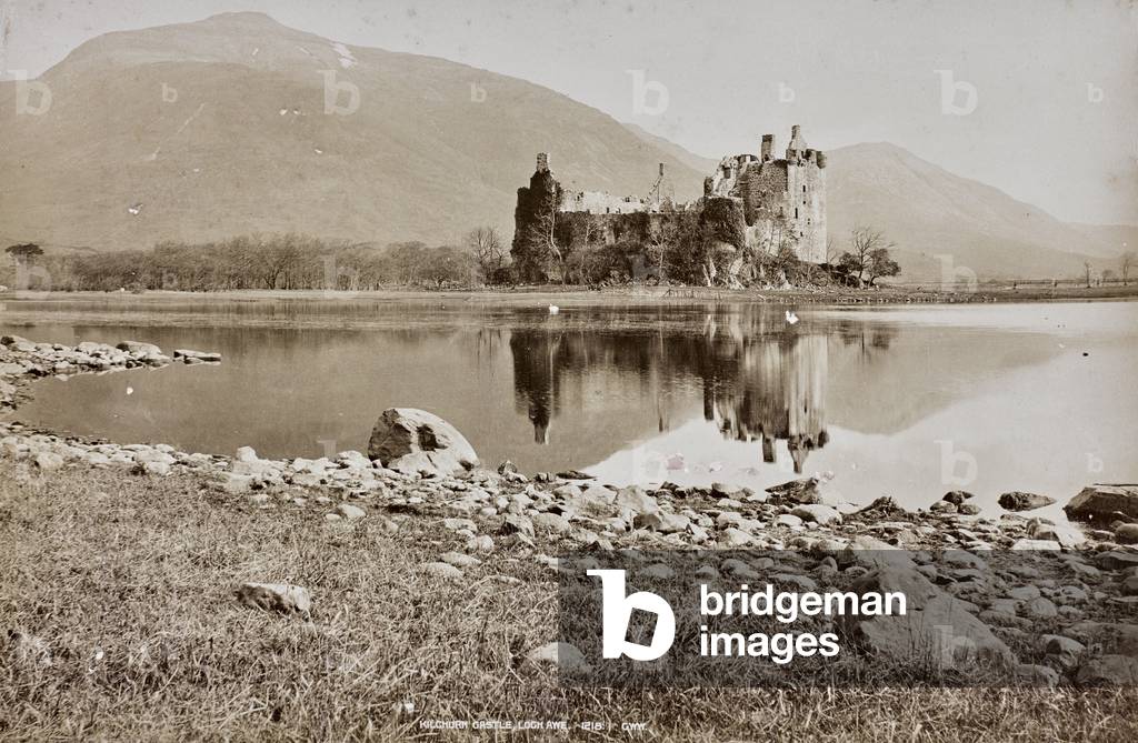 View with the ruins of the castle of Kilghurn in Loch Ave, Scotland