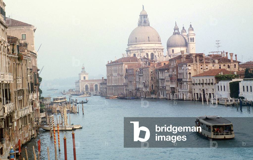 Immagine di Fotografia "Vue de Venise actuelle : Grand Canal."