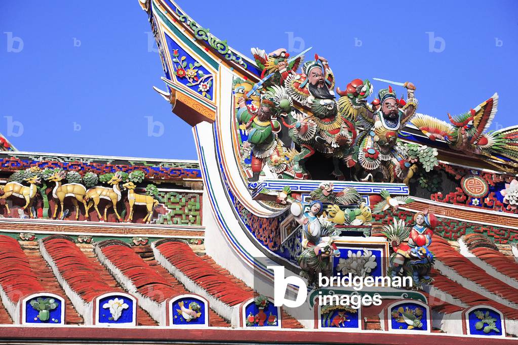 Details of the roof of the Chinese temple Chen Hoon Teng considered the oldest in Malaysia/Built in 1645, then restored in the 18th and 19th centuries/Historic and Cultural Centre of Malacca/Malaysia/UNESCO Class